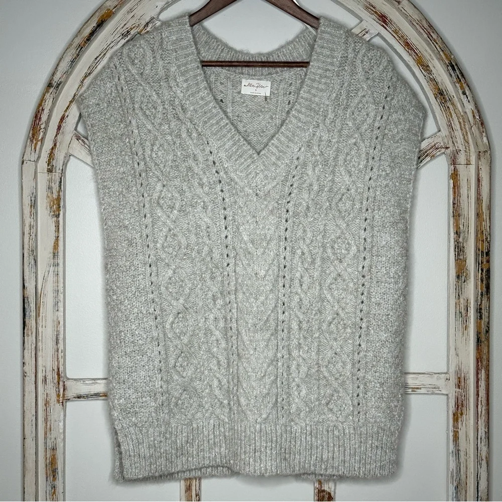 Knit Argyle Oversized Sweater Vest- Size Small - Picture 1 of 6